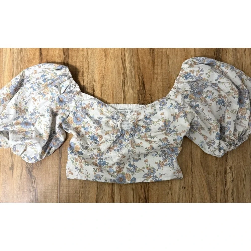 Abercrombie & Fitch Puff Sleeve Poplin O-Ring Cropped Floral Top XS - Picture 3 of 8